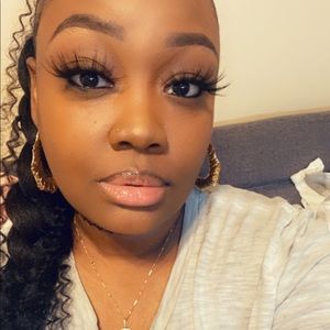 Meet your Posher, Kenyata